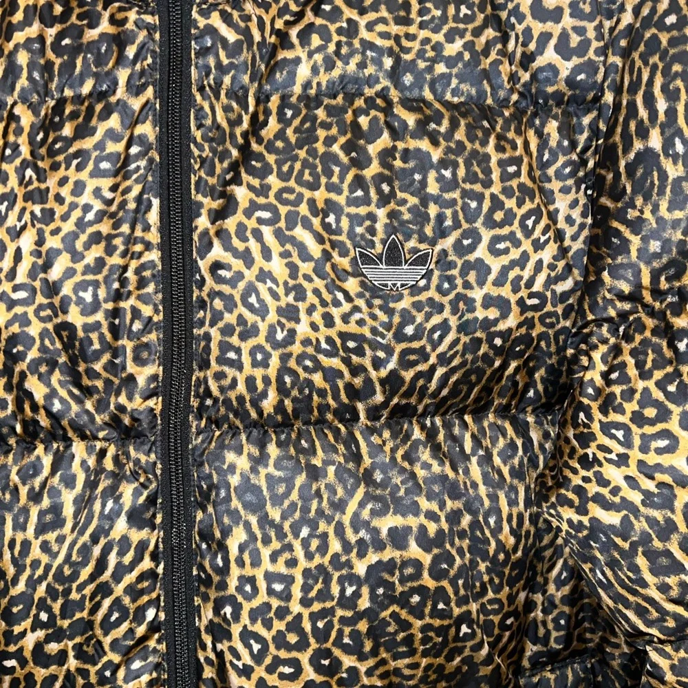 Leopard Print Men Puffer Jacket - Picture 2 of 5